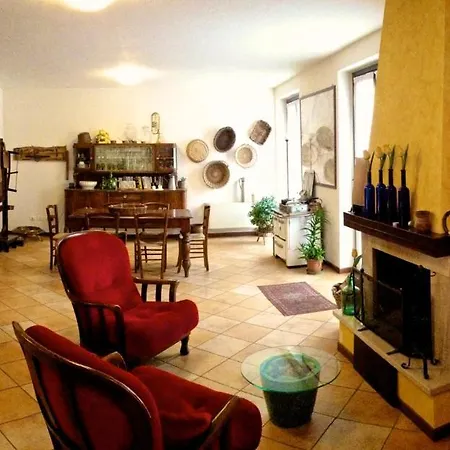 Κατάλυμα σε φάρμα Agriturismo Macina *